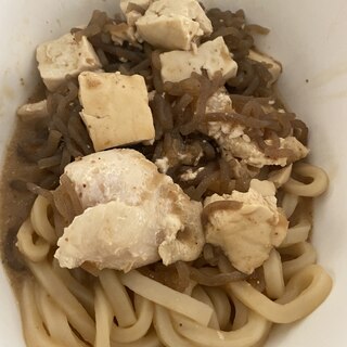 豆腐と白身魚たっぷりの煮込みうどん